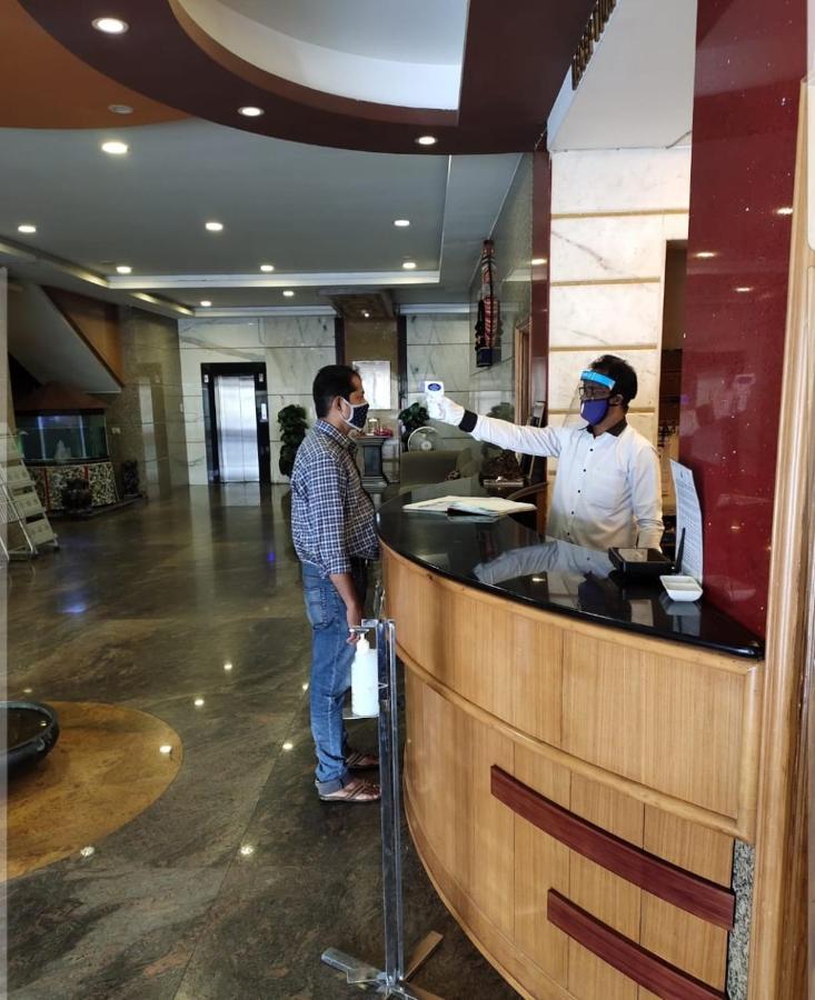 Hotel Sharada International 우두피 외부 사진