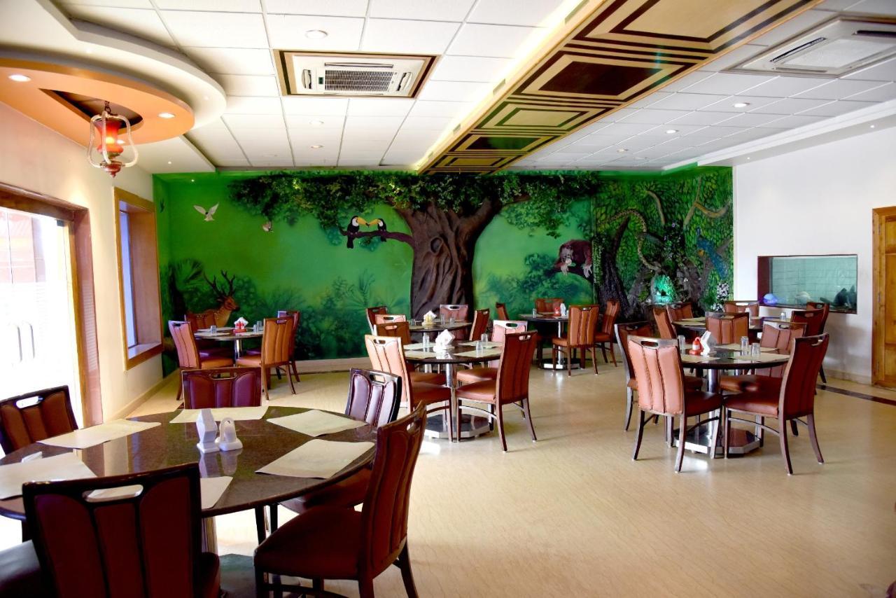 Hotel Sharada International 우두피 외부 사진